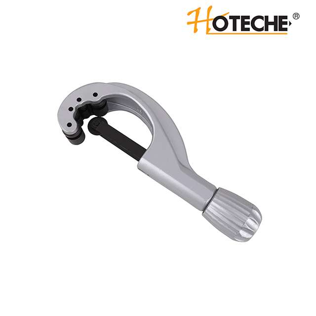 COUPE-TUBE